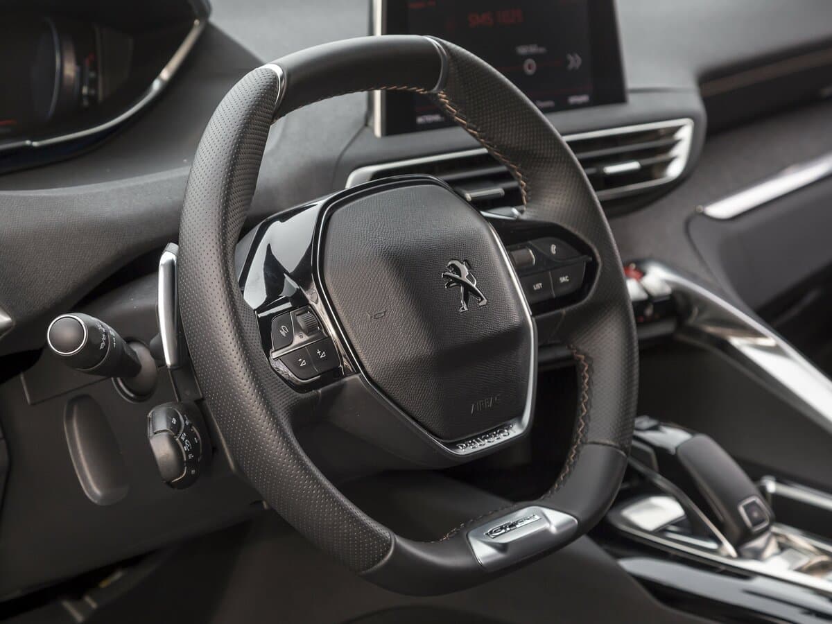 Peugeot 3008 II — Sükan