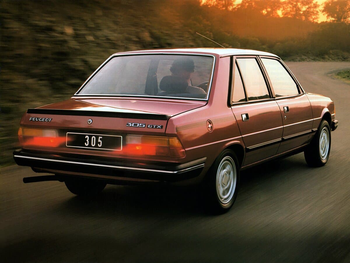 Peugeot 305 1977 – 1990 — 3/4 arxadan