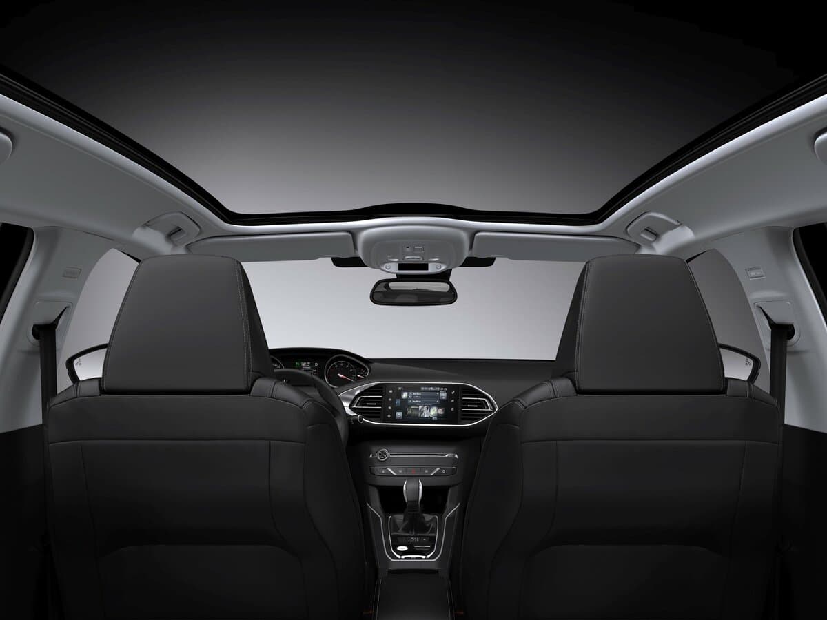 Peugeot 308 II — Salon, arxadan
