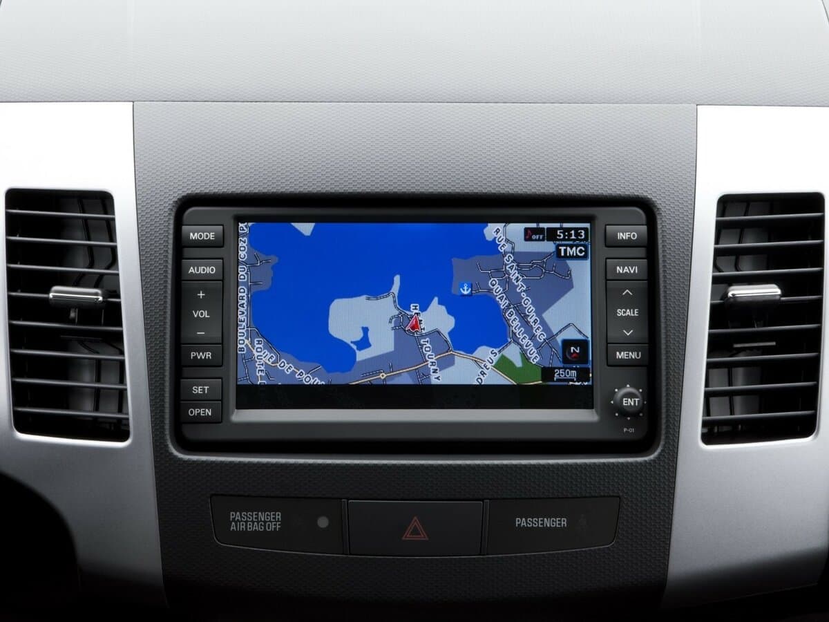 Peugeot 4007 2007 – 2012 — Salon, öndən
