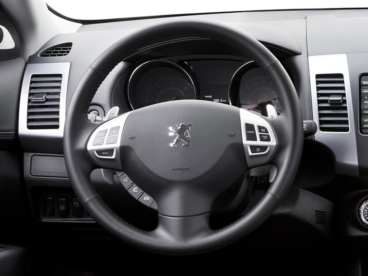 Peugeot 4007 2007 – 2012 — Sükan
