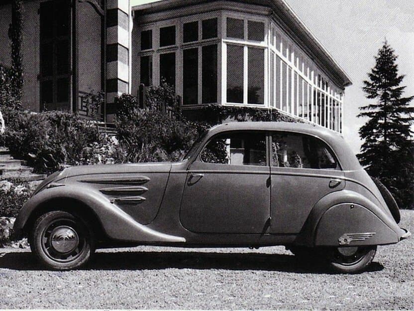 Peugeot 402 1935 – 1942 — Yandan