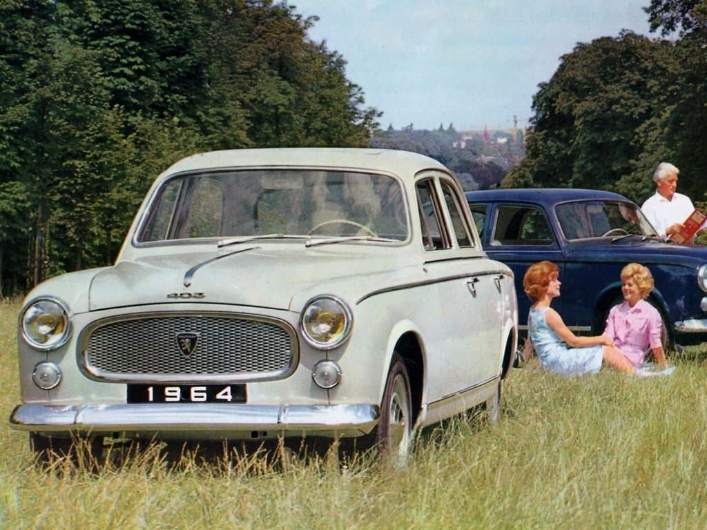 Peugeot 403 1955 – 1966 — öndən görünüş