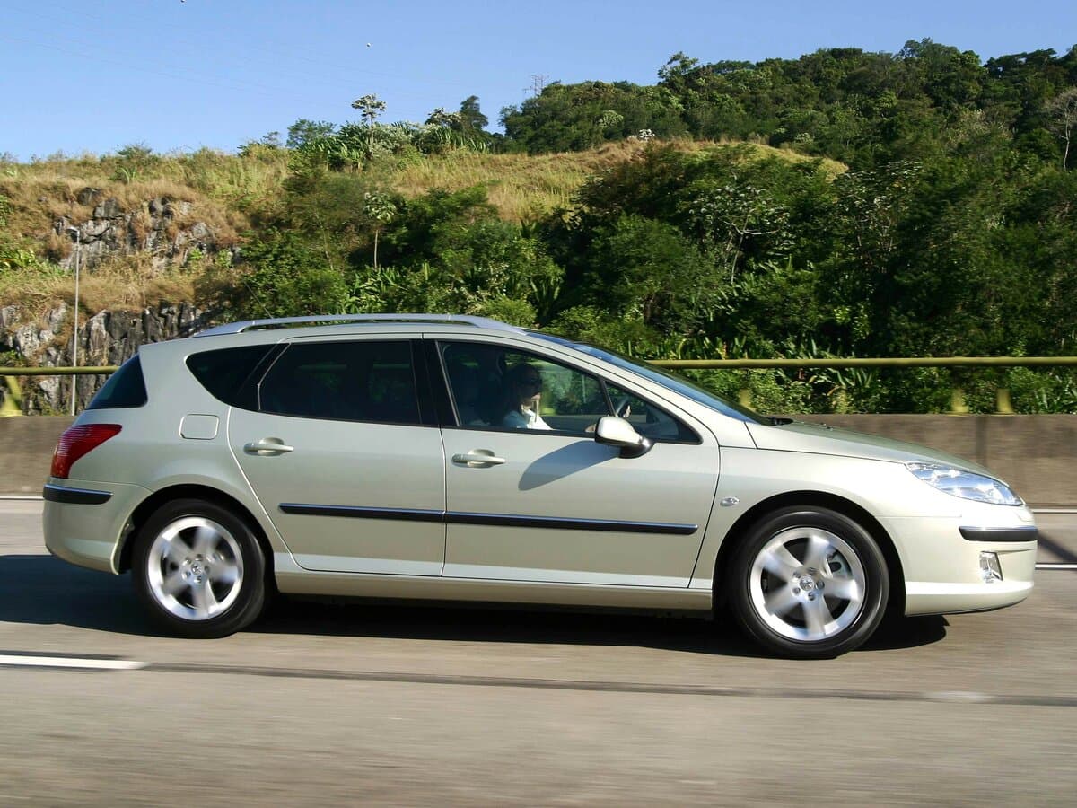 Peugeot 407 2004 – 2011 — Yandan