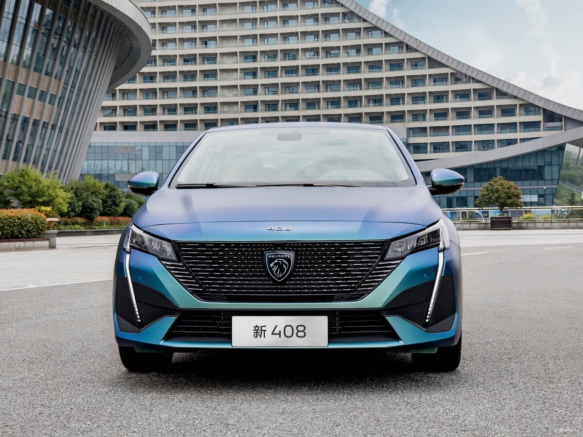 Peugeot 408 II Restayling 2 — Öndən