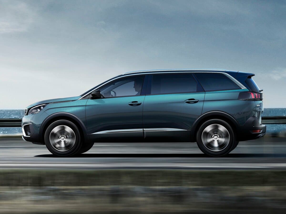 Peugeot 5008 II — Yandan