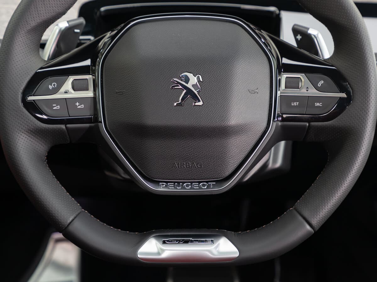 Peugeot 508 II — Sükan