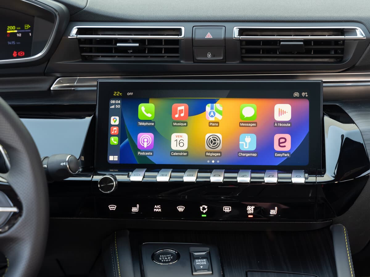 Peugeot 508 II Restayling — Salon, arxadan