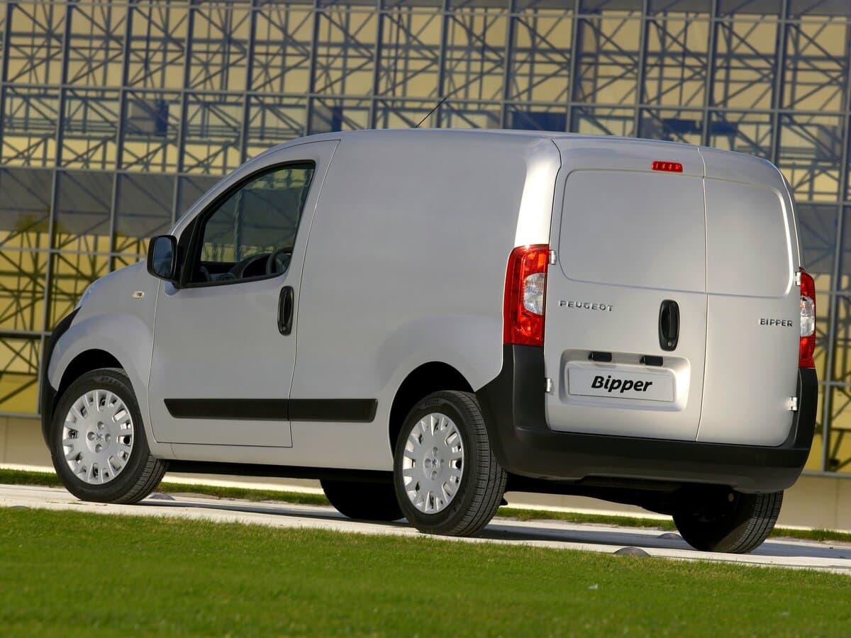 Peugeot Bipper 2008 – 2018 — 3/4 arxadan