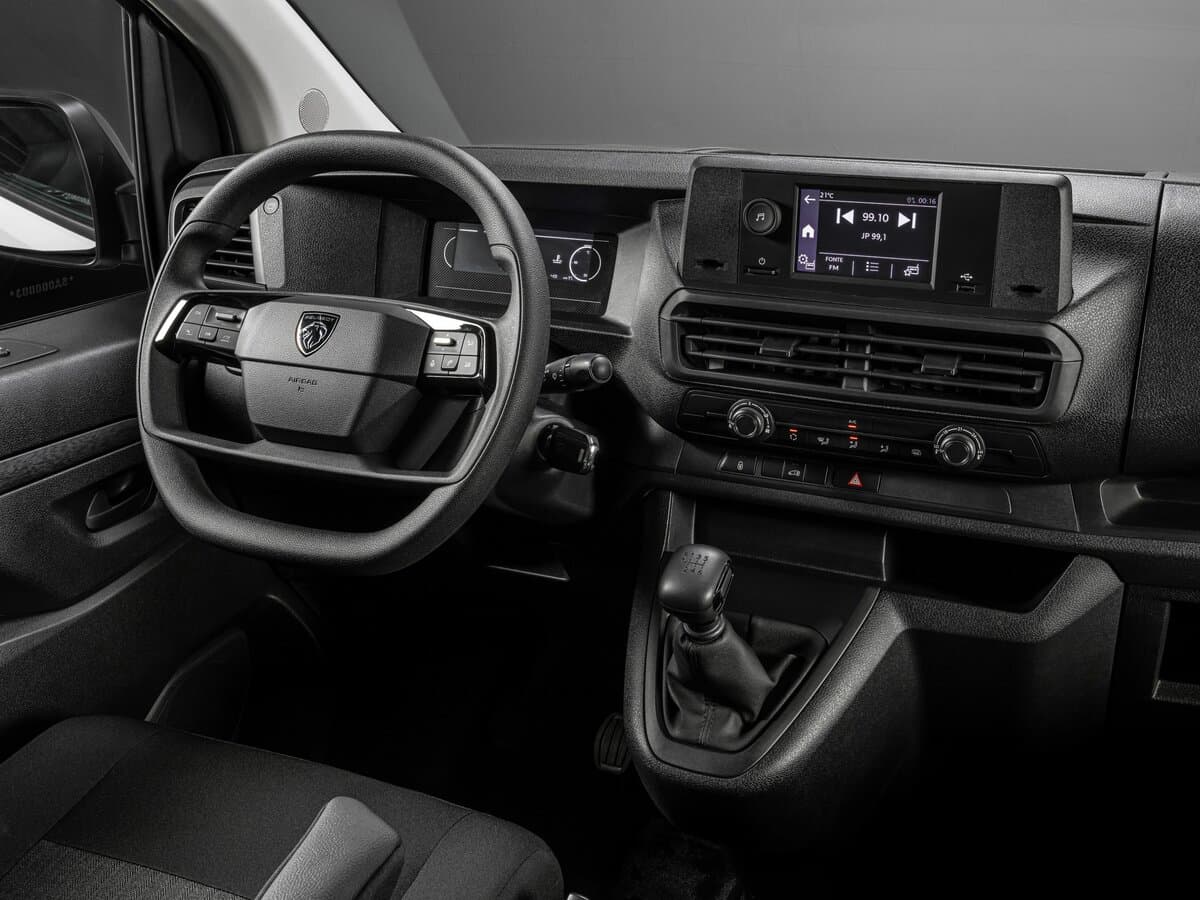 Peugeot Expert III Restayling — Salon, öndən
