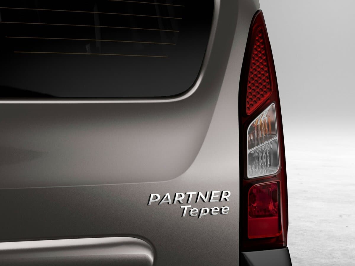 Peugeot Partner II Restayling 2 — Detal