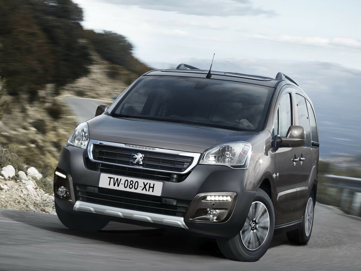 Peugeot Partner II Restayling 2 — Öndən