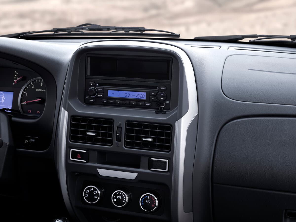 Peugeot Pick Up 2017 – 2021 — Salon, öndən