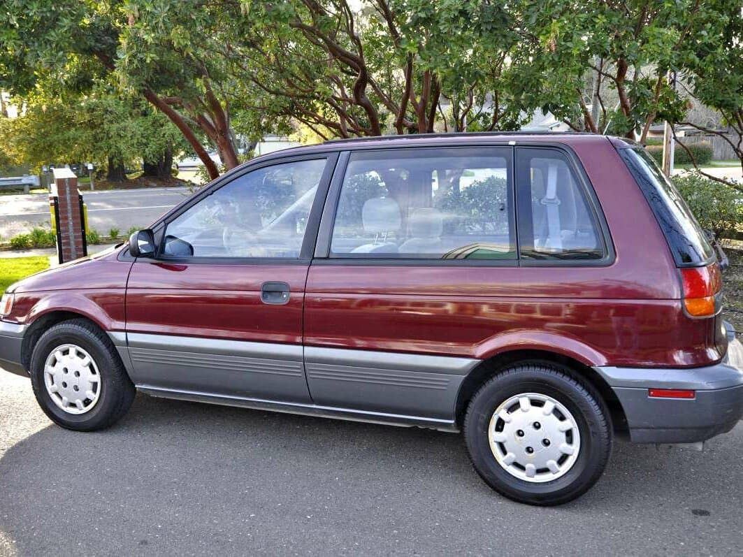 Plymouth Colt Vista II — Yandan