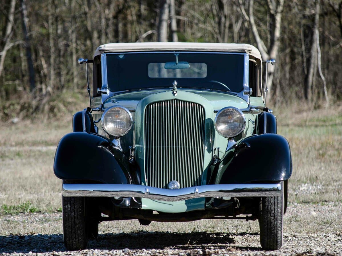 Plymouth De Luxe I — Öndən