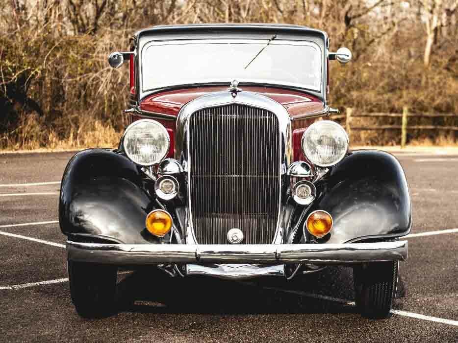 Plymouth De Luxe I — Öndən
