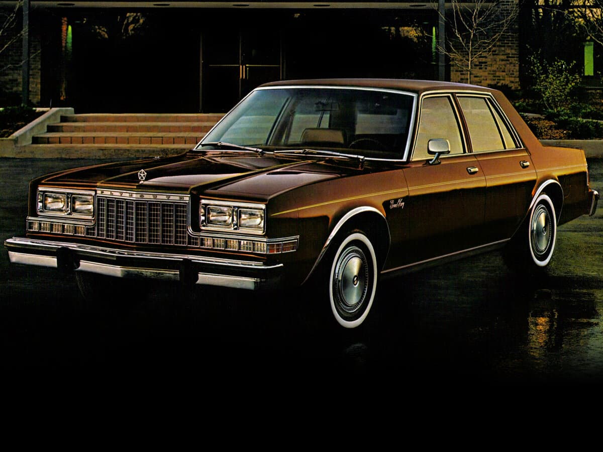 Plymouth Gran Fury III — Əsas şəkil