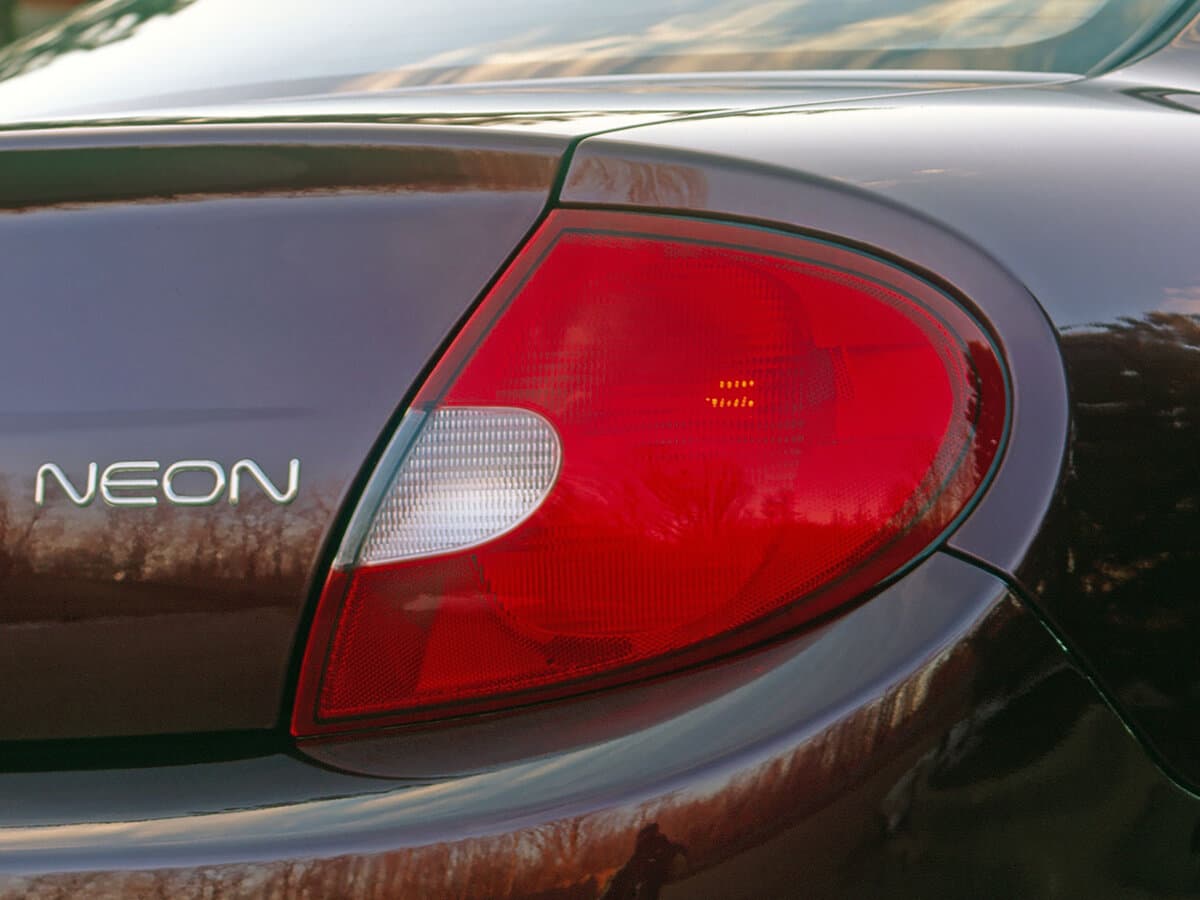 Plymouth Neon 1993 – 2001 — Detal