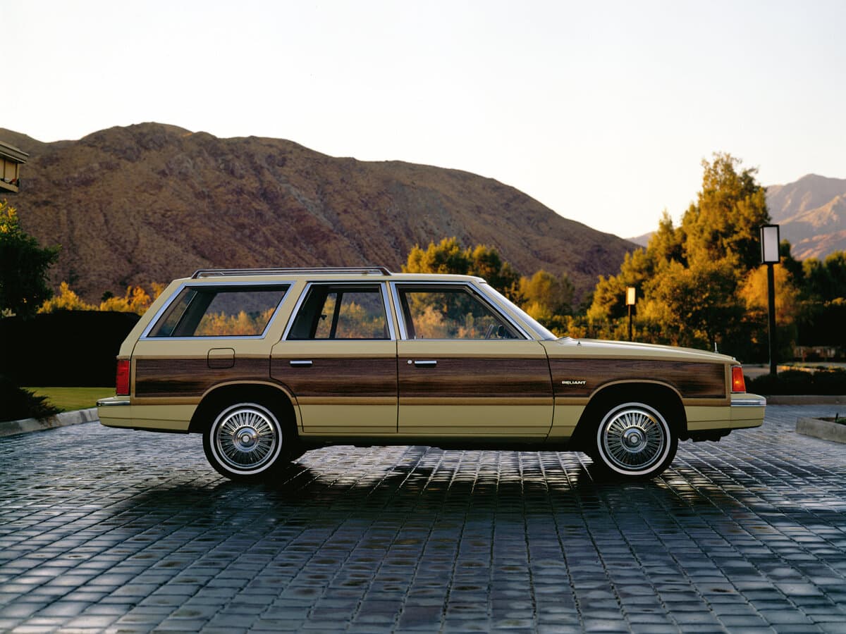 Plymouth Reliant I — yandan görünüş