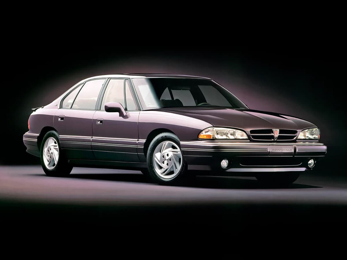 Pontiac Bonneville IX — Əsas şəkil