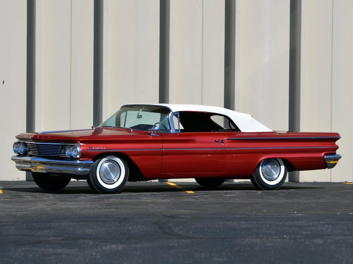 Pontiac Catalina I — Yandan