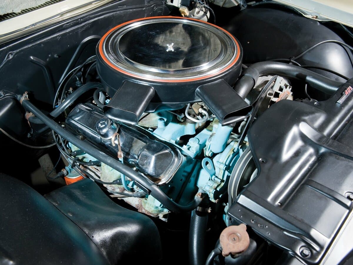 Pontiac Catalina III — Salon, öndən