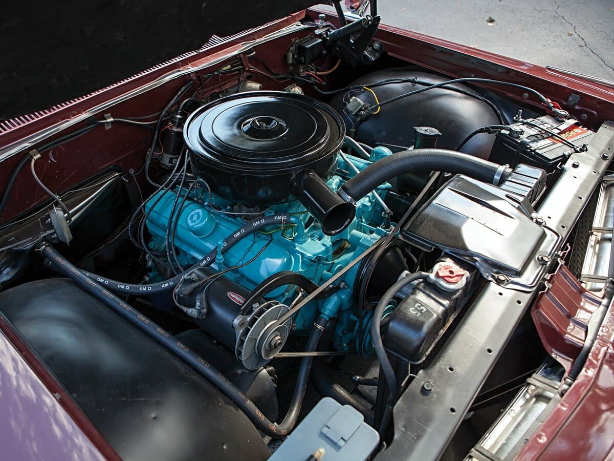 Pontiac Grand Prix I — Salon, öndən