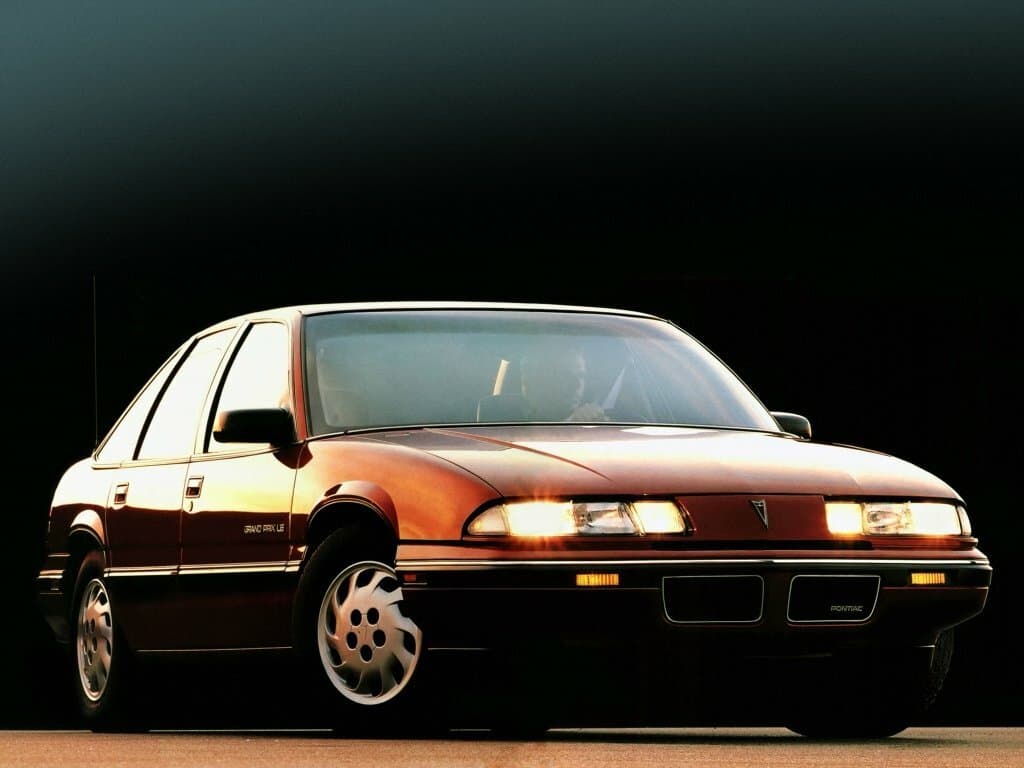 Pontiac Grand Prix V — Əsas şəkil