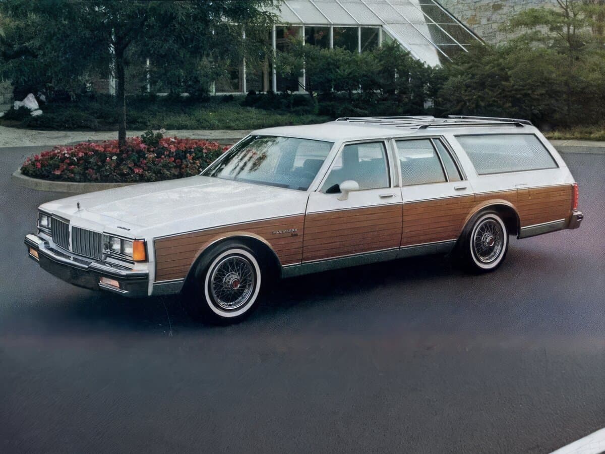 Pontiac Parisienne 1971 – 1986 — Əsas şəkil