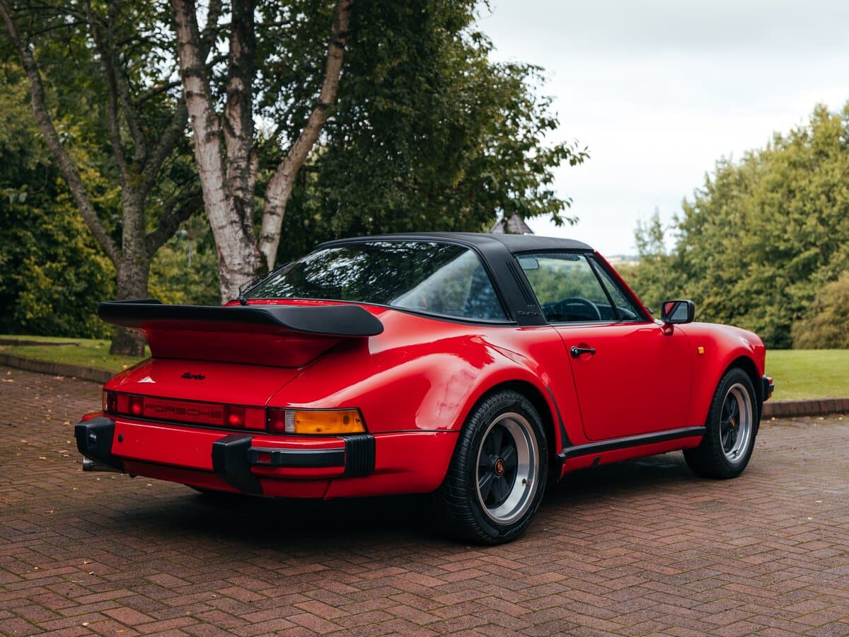 Porsche 911 II (911, 930) — 3/4 arxadan