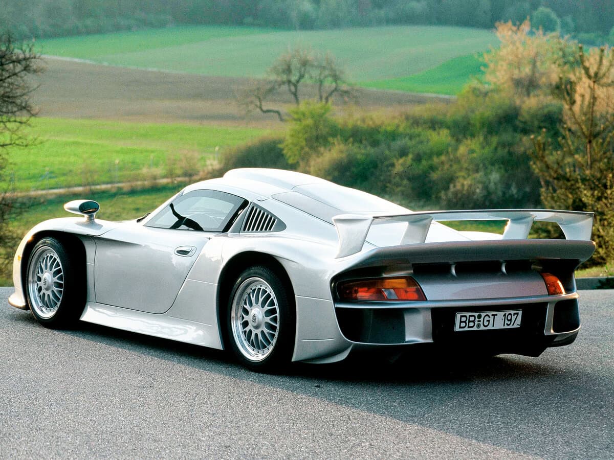 Porsche 911 GT1 996 — 3/4 arxadan