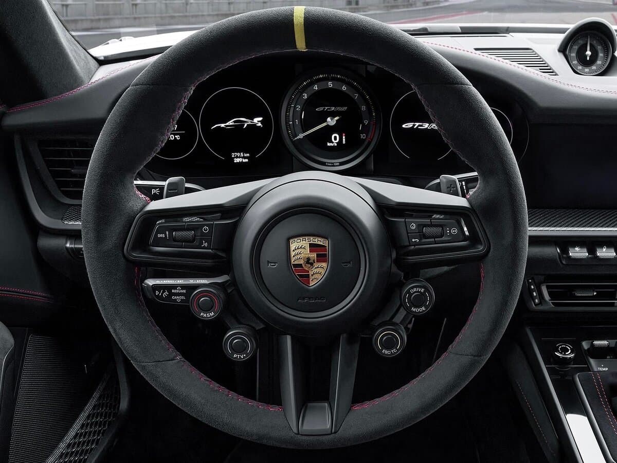 Porsche 911 GT3 992 — Sükan