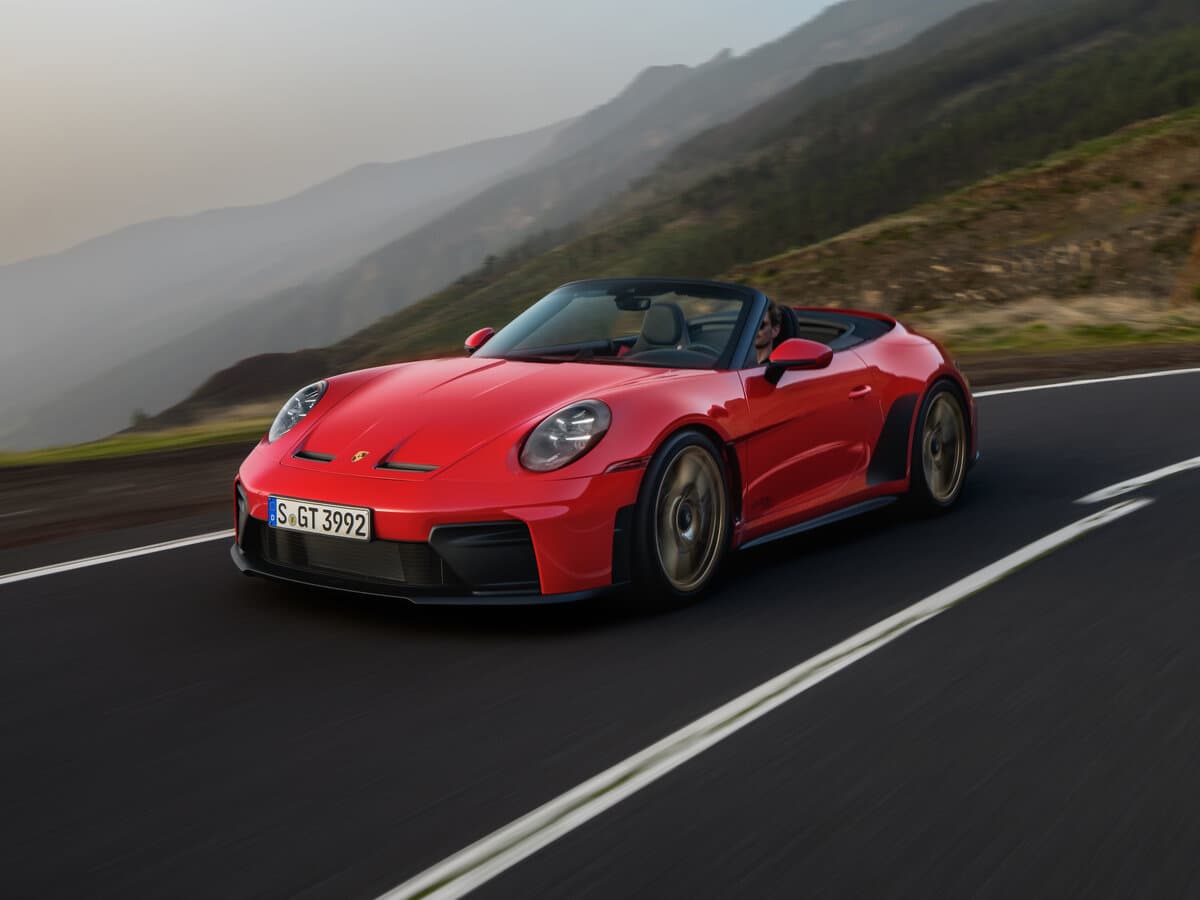 Porsche 911 GT3 992 Restayling — Əsas şəkil