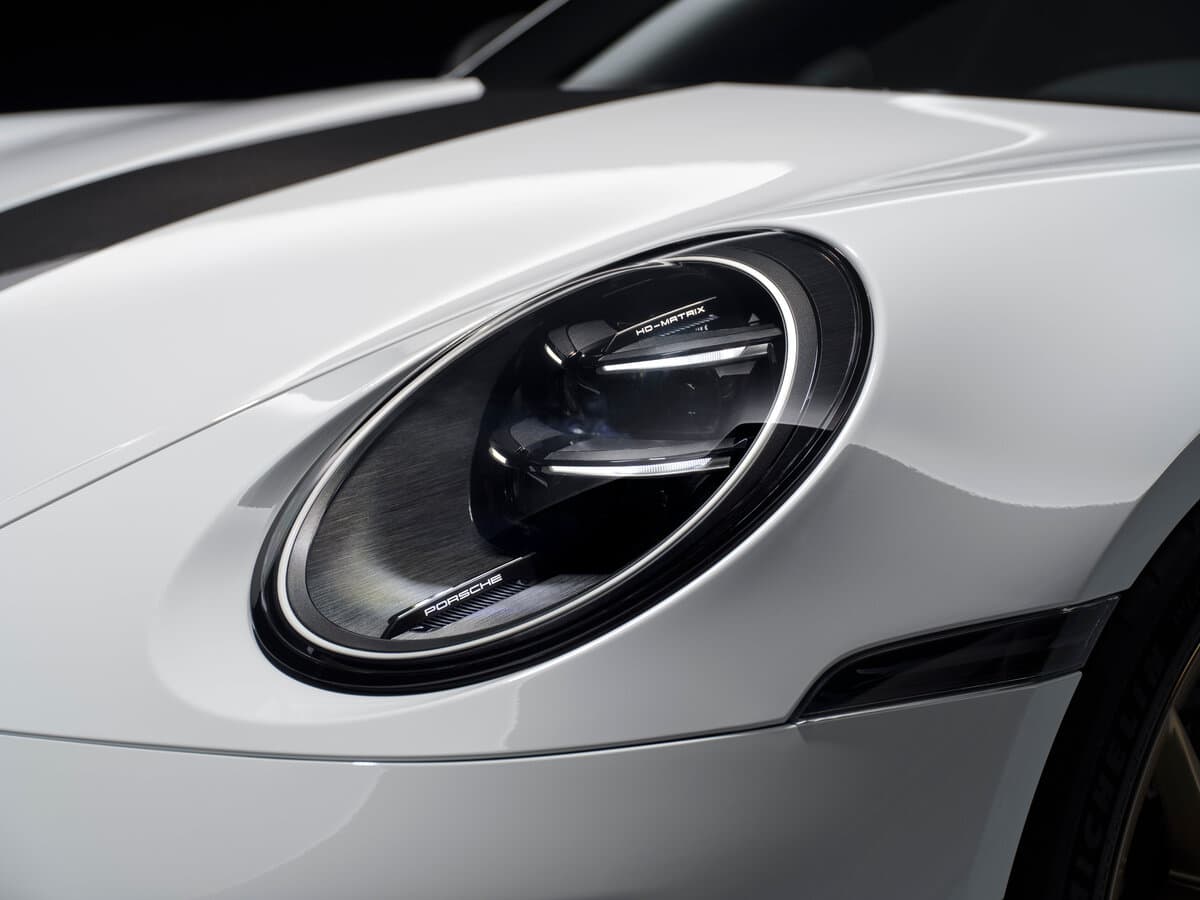 Porsche 911 GT3 992 Restayling — Fara