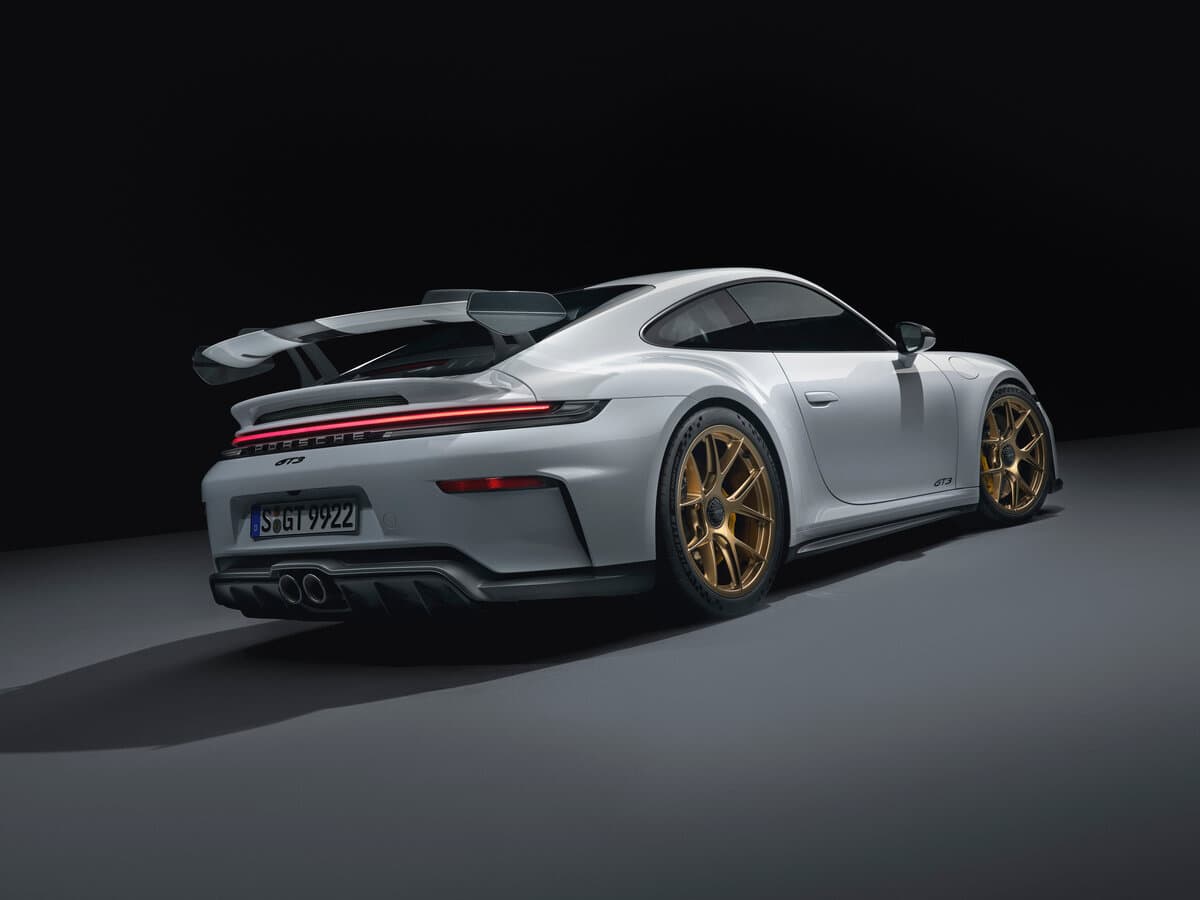 Porsche 911 GT3 992 Restayling — 3/4 arxadan