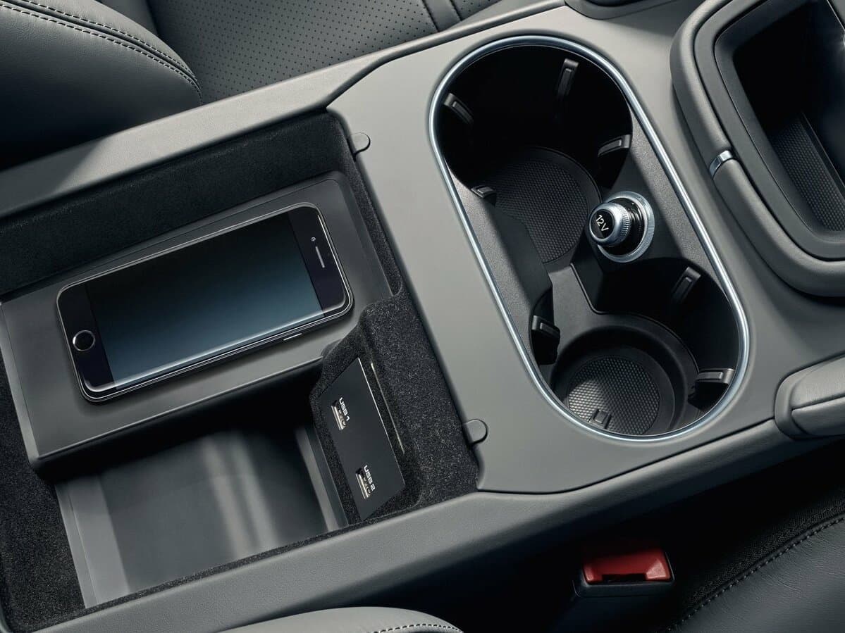 Porsche Cayenne III — Salon, arxadan