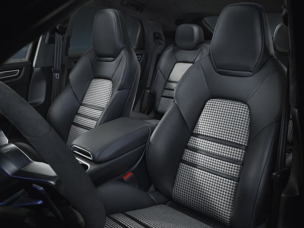 Porsche Cayenne III — Salon, öndən