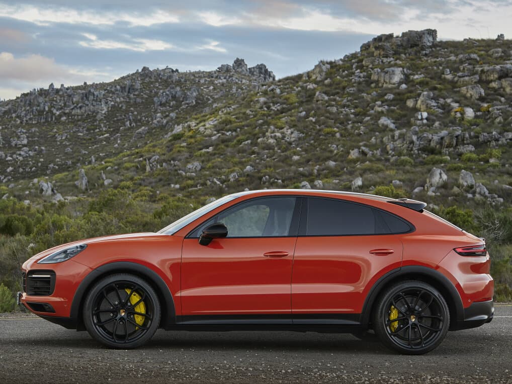 Porsche Cayenne III — Yandan