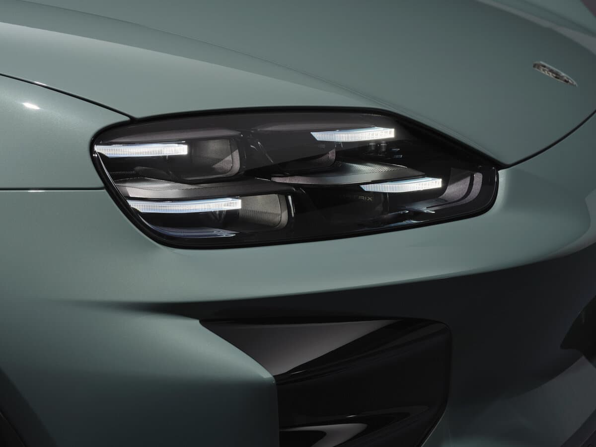 Porsche Cayenne IV — Fara