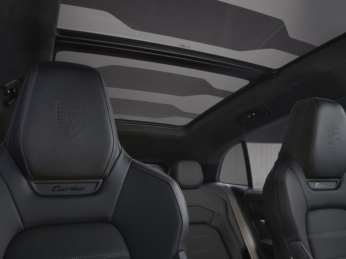 Porsche Cayenne IV — Salon, arxadan