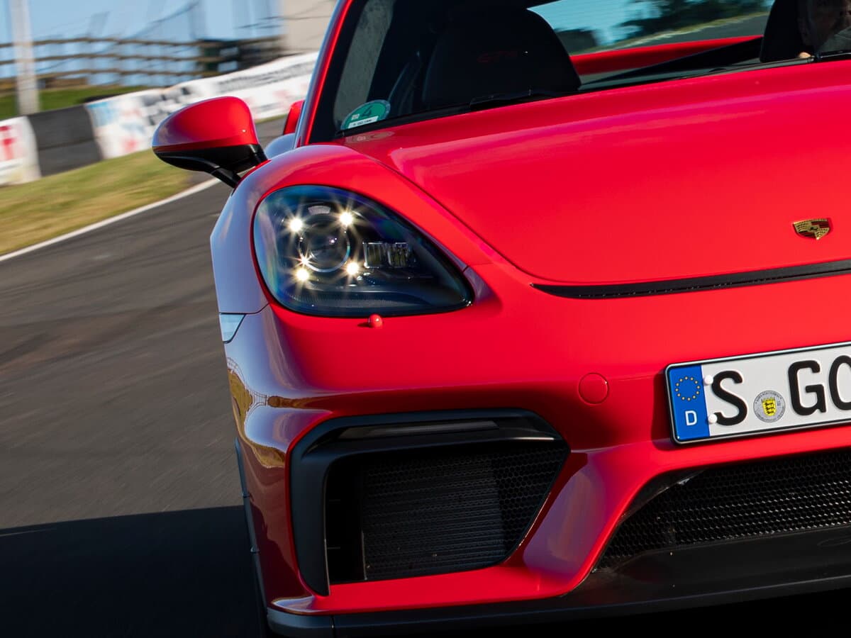 Porsche Cayman GT4 II 718 (982) — Fara