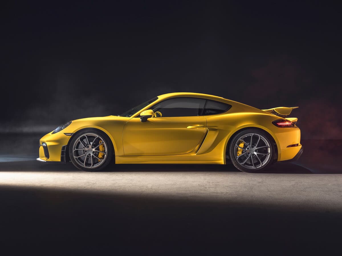 Porsche Cayman GT4 II 718 (982) — Yandan