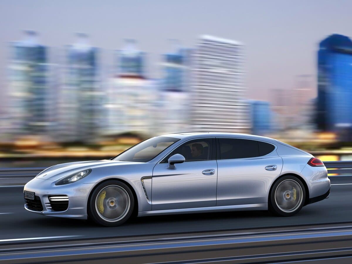 Porsche Panamera I Restayling — Yandan