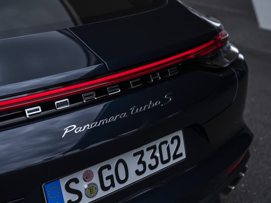 Porsche Panamera II Restayling — Detal