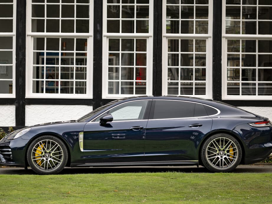 Porsche Panamera II Restayling — Yandan