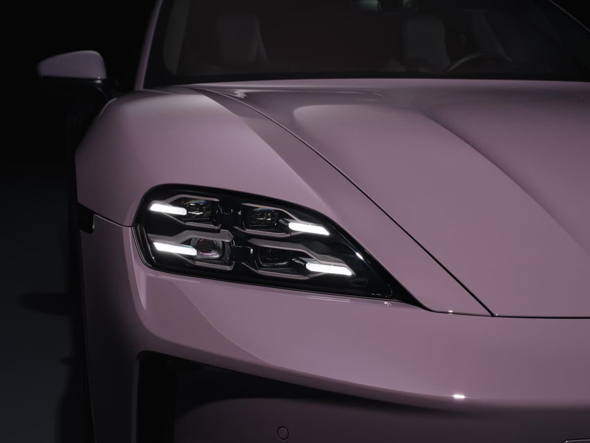 Porsche Taycan I Restayling — Fara