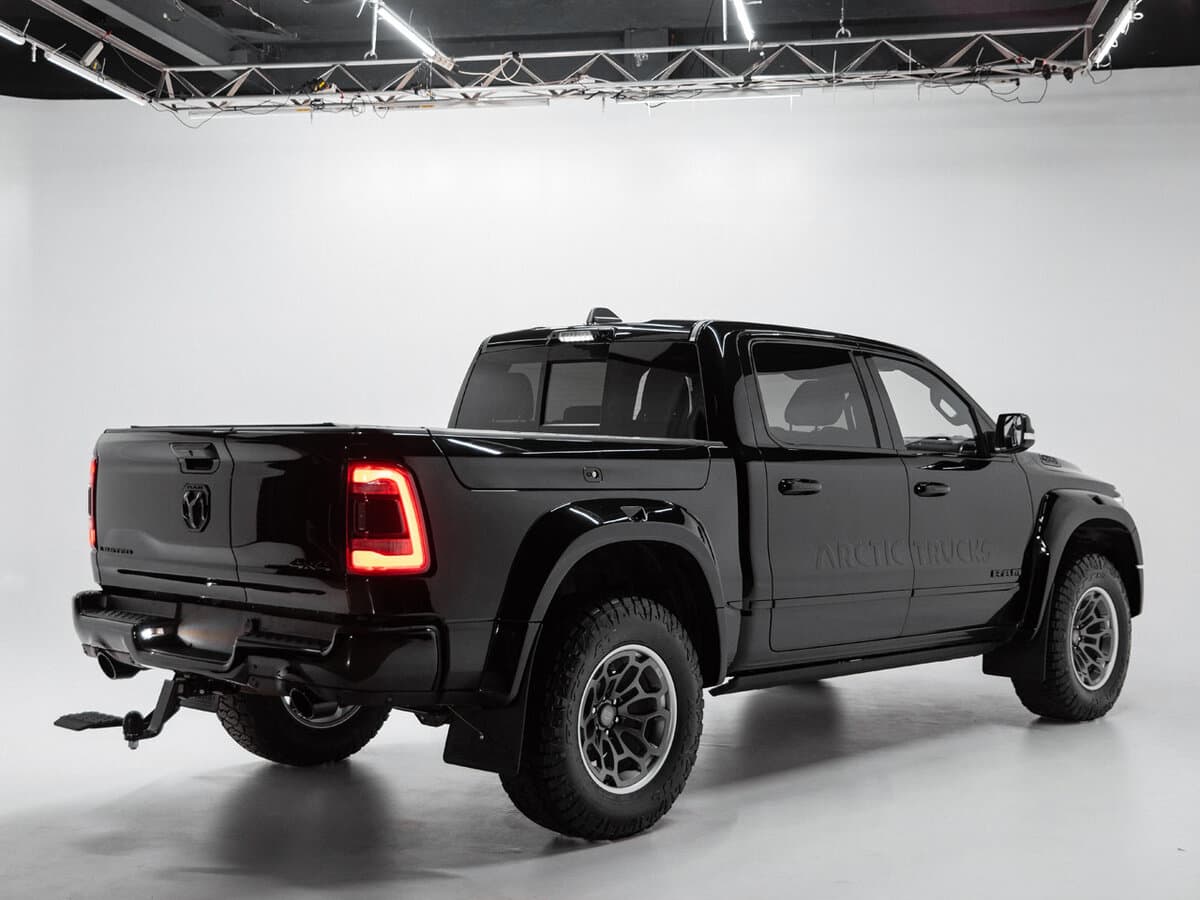 Ram 1500 V — 3/4 arxadan