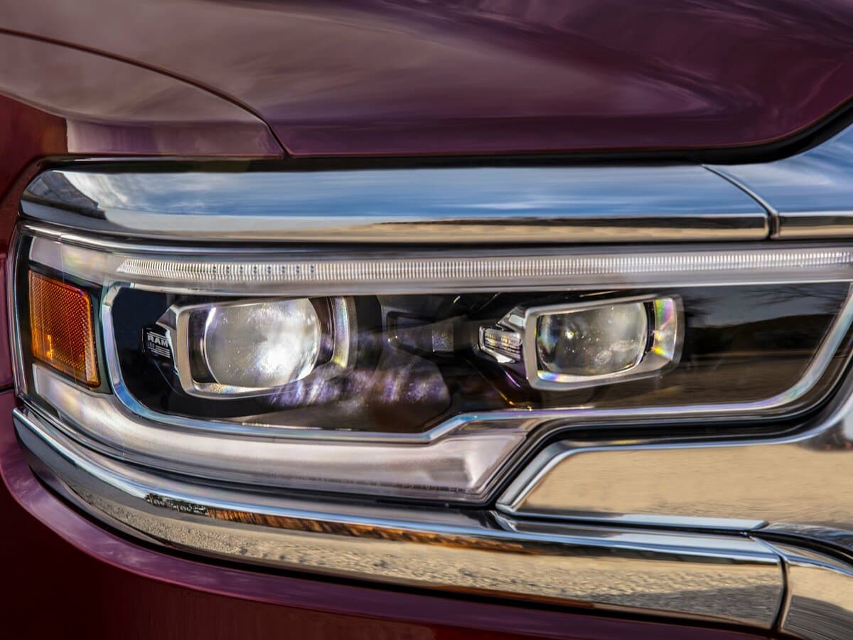 Ram 1500 V — Fara