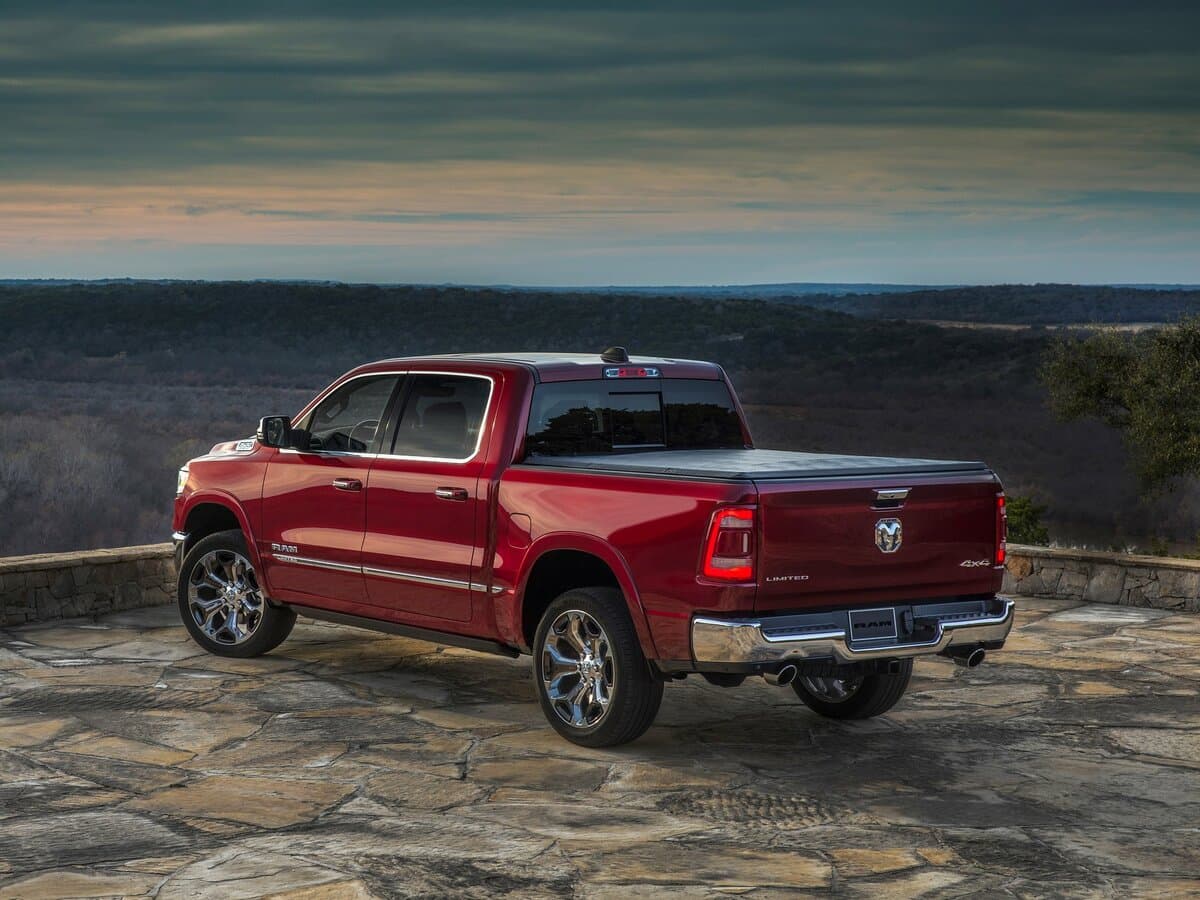 Ram 1500 V — 3/4 arxadan