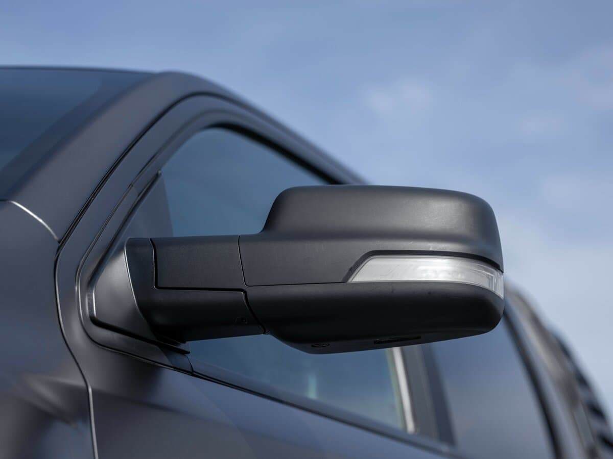 Ram 1500 V — Yan güzgü